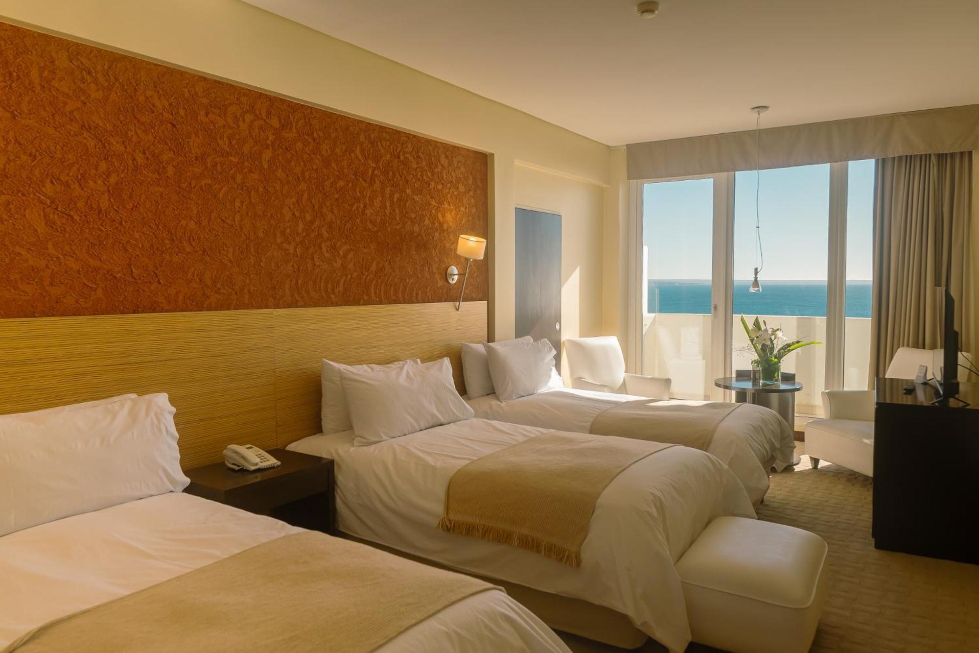 Rayentray Grand Hotel Puerto Madryn Bagian luar foto